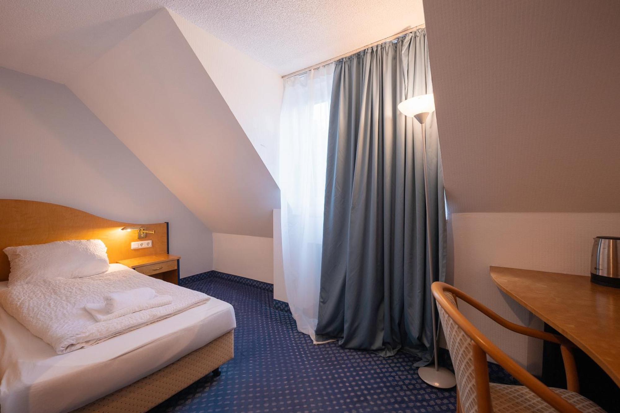 Hotel Viktoria Duesseldorf-Neuss Exterior foto
